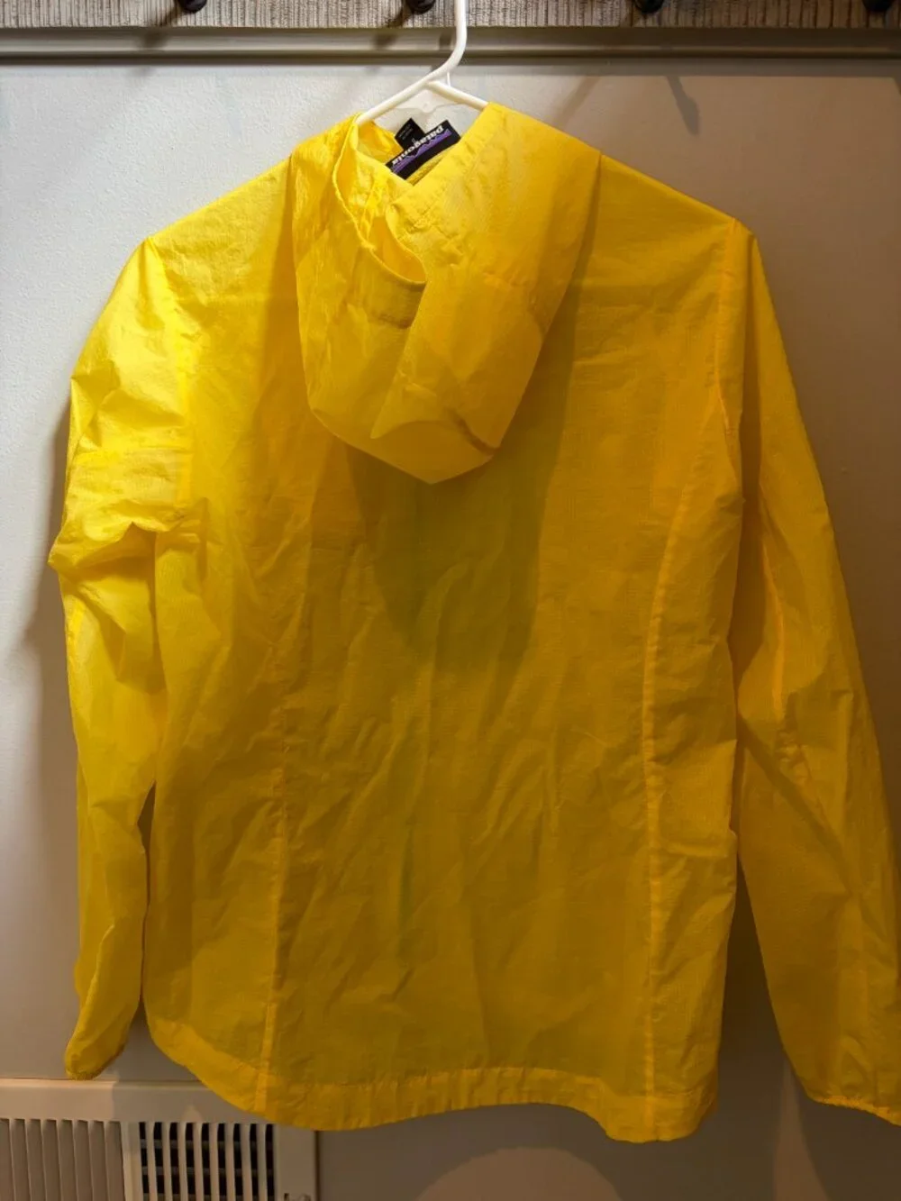 Patagonia Women's Houdini Jacket - Picture 3 of 4